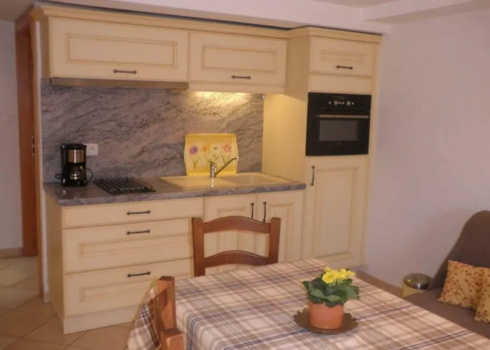 Fleurette Апартаменты *